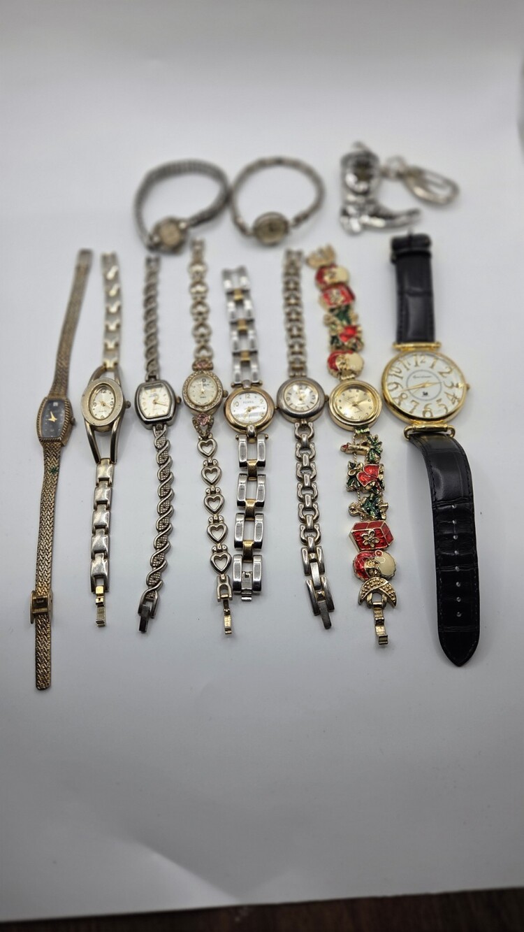 11 Piece Women’s Watch Lot – Fossil, Gloria Vanderbilt, Jennie B & More